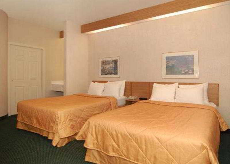 Sleep Inn Londonderry Room photo